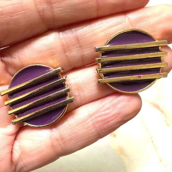 Purple and gold tone circle post earrings - Picture 1 of 6